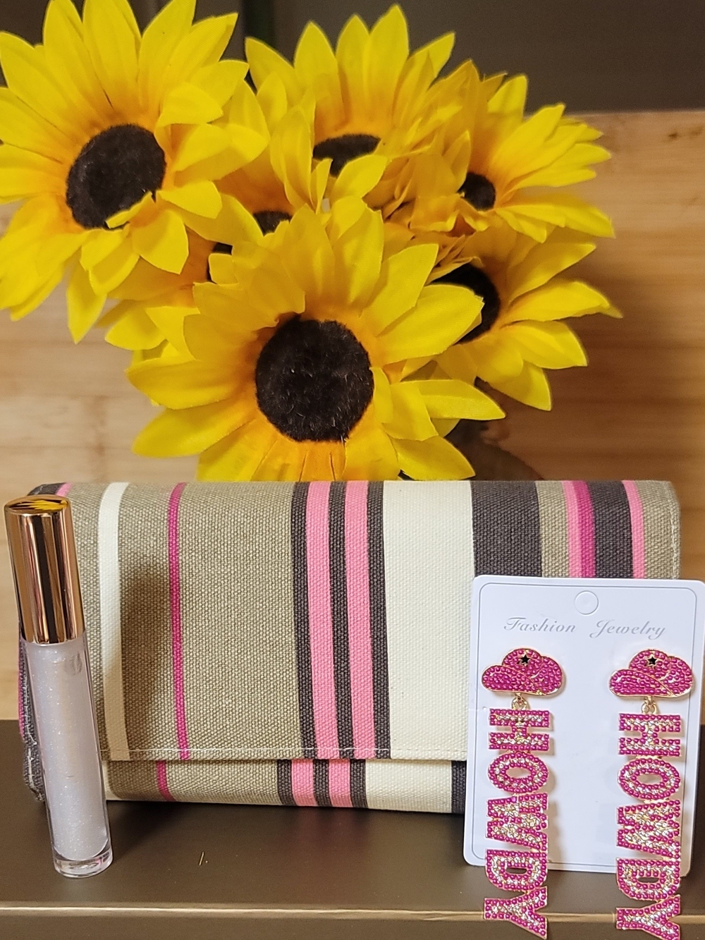 County Fair Bundle! Pink/Brown Clutch, Howdy Earrings, Josie Maran Lippie. NWOT